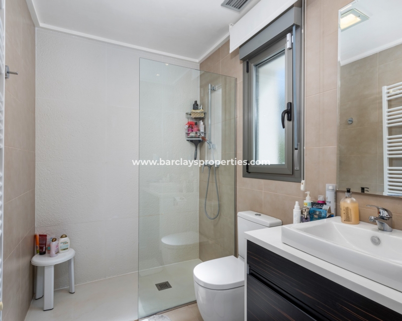 Wederverkoop - Vrijstaande Villa - Urb. La Marina