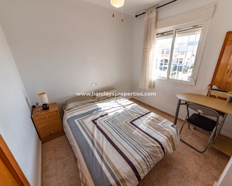 Wederverkoop - Vrijstaande Villa - Urb. La Marina