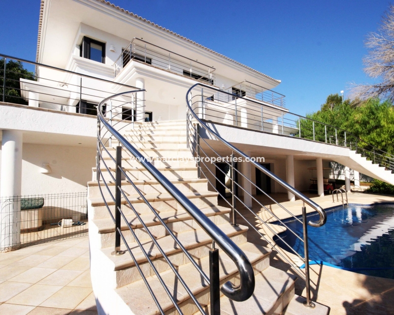 Wederverkoop - Vrijstaande Villa - Villamartín