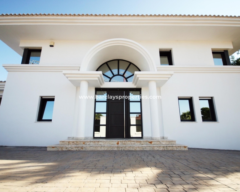 Wederverkoop - Vrijstaande Villa - Villamartín