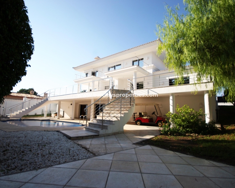 Wederverkoop - Vrijstaande Villa - Villamartín