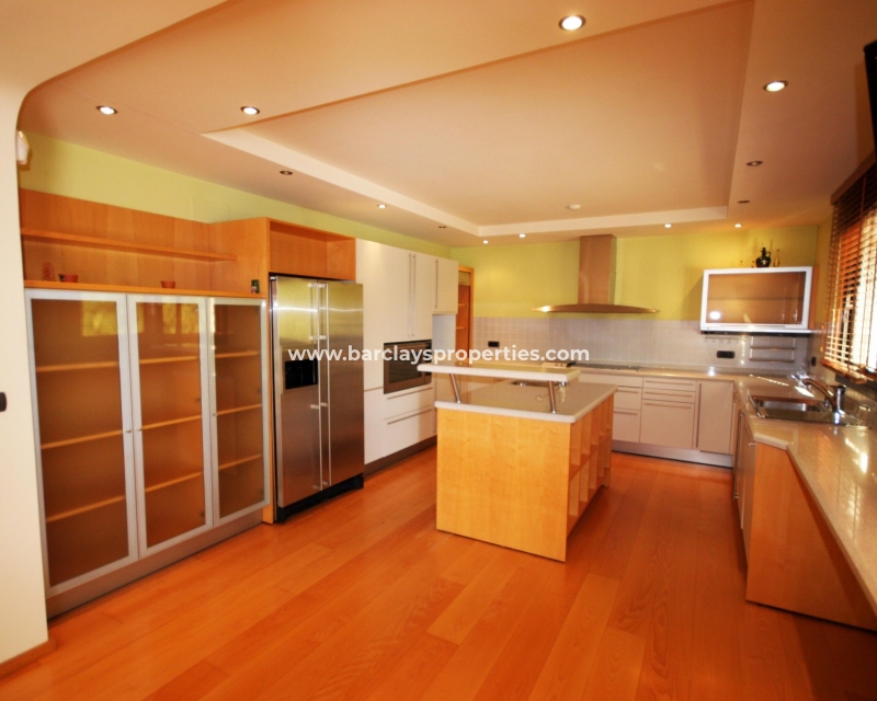 Wederverkoop - Vrijstaande Villa - Villamartín