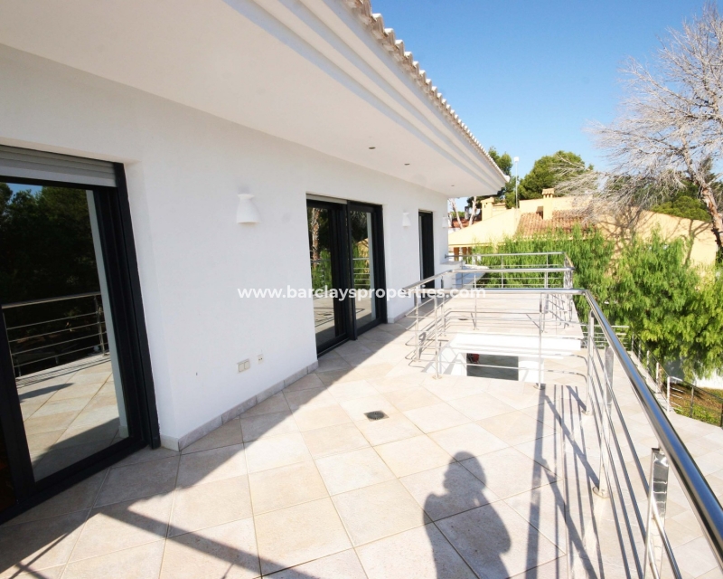 Wederverkoop - Vrijstaande Villa - Villamartín