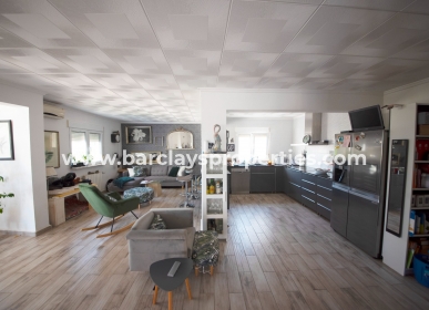 Wohnzimmer - Prestige Villa zum Verkauf in Urbanisation La Escuera, Alicante