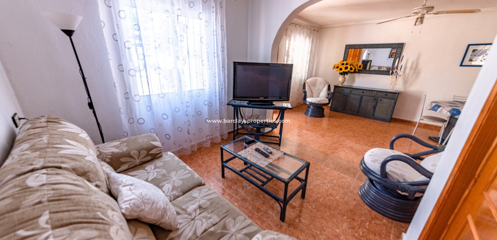 Wohnzimmer - Villa zum Verkauf in La Marina mit Gemeinschaftspool
